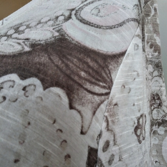 3/$35 Easy Wear by Chico's.Size 2 - Picture 5 of 6